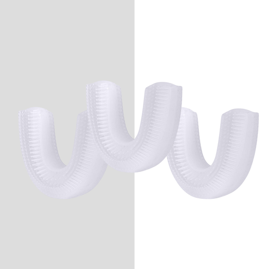 שלושה ראשים למברשת השיניים החשמלית